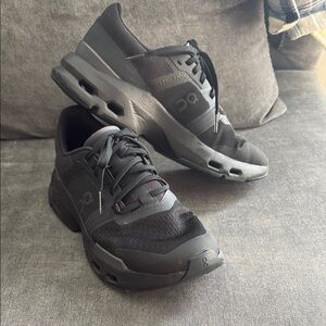 Cloud Pulse: ON Running size 7